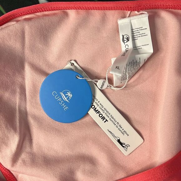 Cupshe pink, two-piece bikini - Picture 7 of 7